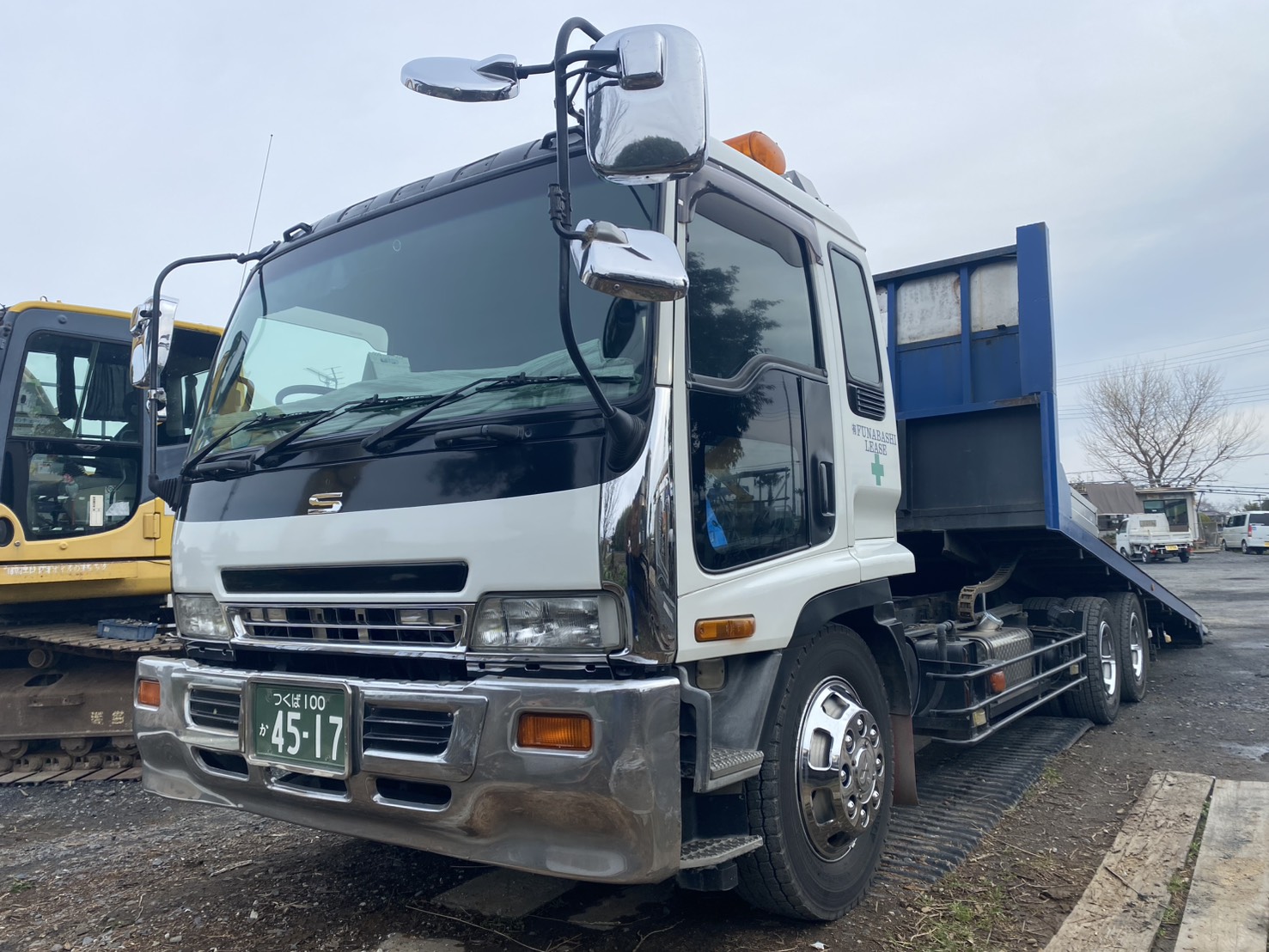 大型セルフ車 最大積載量10,600kg